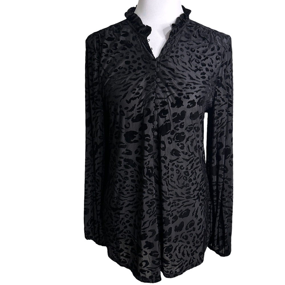 White House Black Market Black Animal Print Long Sleeve Tunic